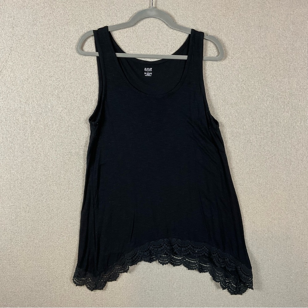 L Black Tank Top with Lace Trim Bottom